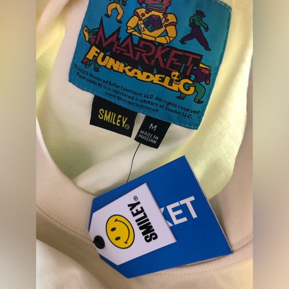 NWT Market x Smiley P Funk Smiley T-Shirt in Cream - Size M - Picture 6 of 6